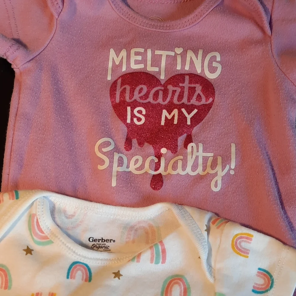 Onesies baby girl 8 piece three to six months short sleeve and one long sleeve b